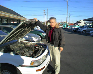 エンジンルーム内点検のイメージ